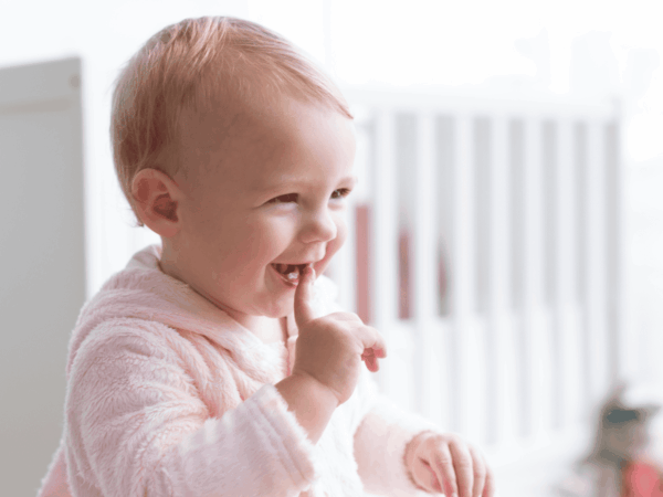 Dentes Nascentes: Cuidados com o Início da Dentição do Bebê