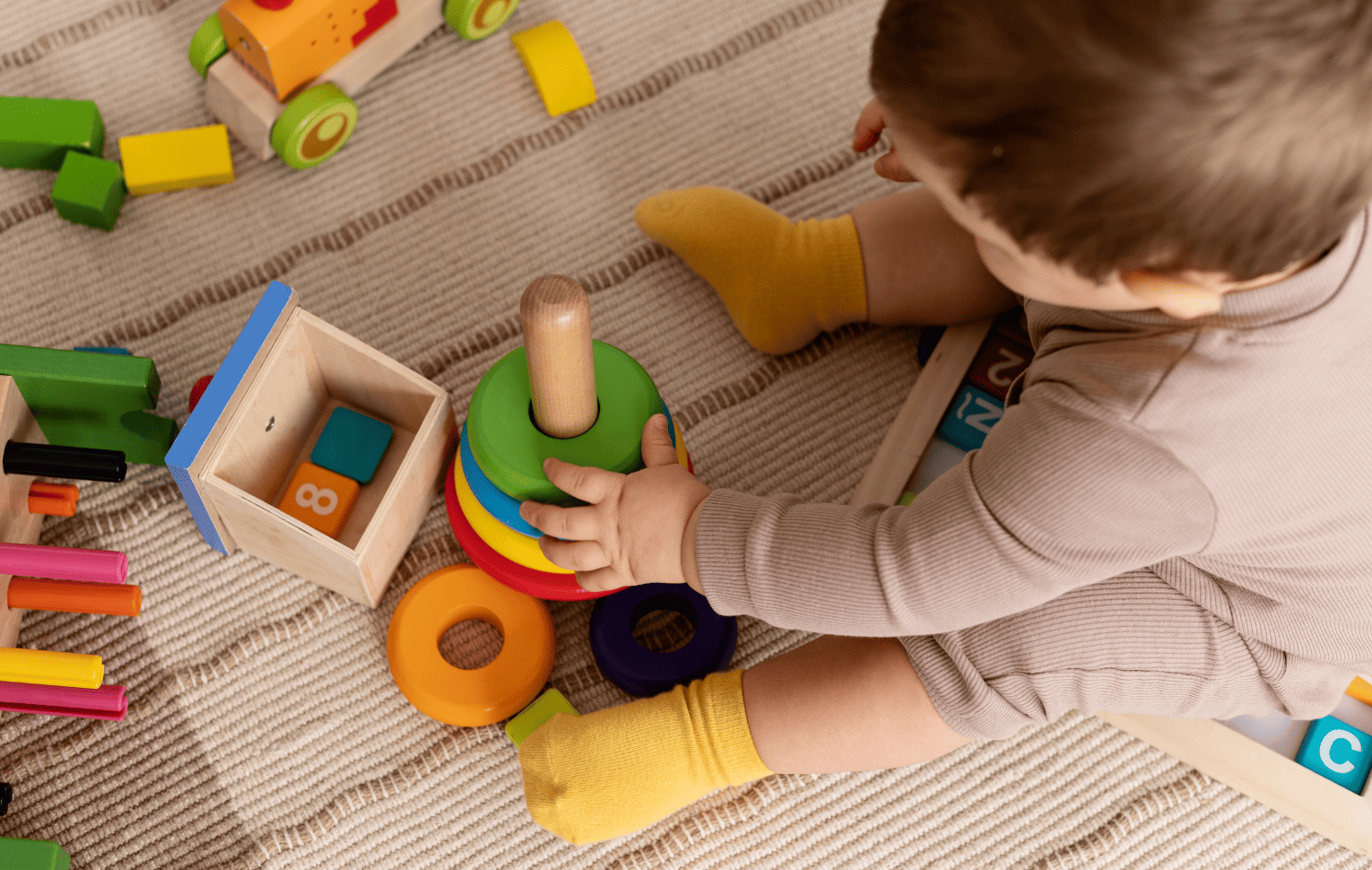 Organização Inteligente: Como Ensinar seu Filho a Guardar os Brinquedos Desde Cedo